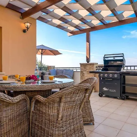2 Bedroom Pachna With Amazing Golf Course And Side Sea Views, Aphrodite Hills Villa Kouklia