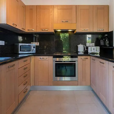 Villa 2 Bedroom Pachna With Amazing Golf Course And Side Sea Views, Aphrodite Hills Kouklia